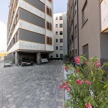 New Studio For 2, Free Private Garage Spot, Wi-Fi, 200 M From Mall Of Split Exteriér fotografie