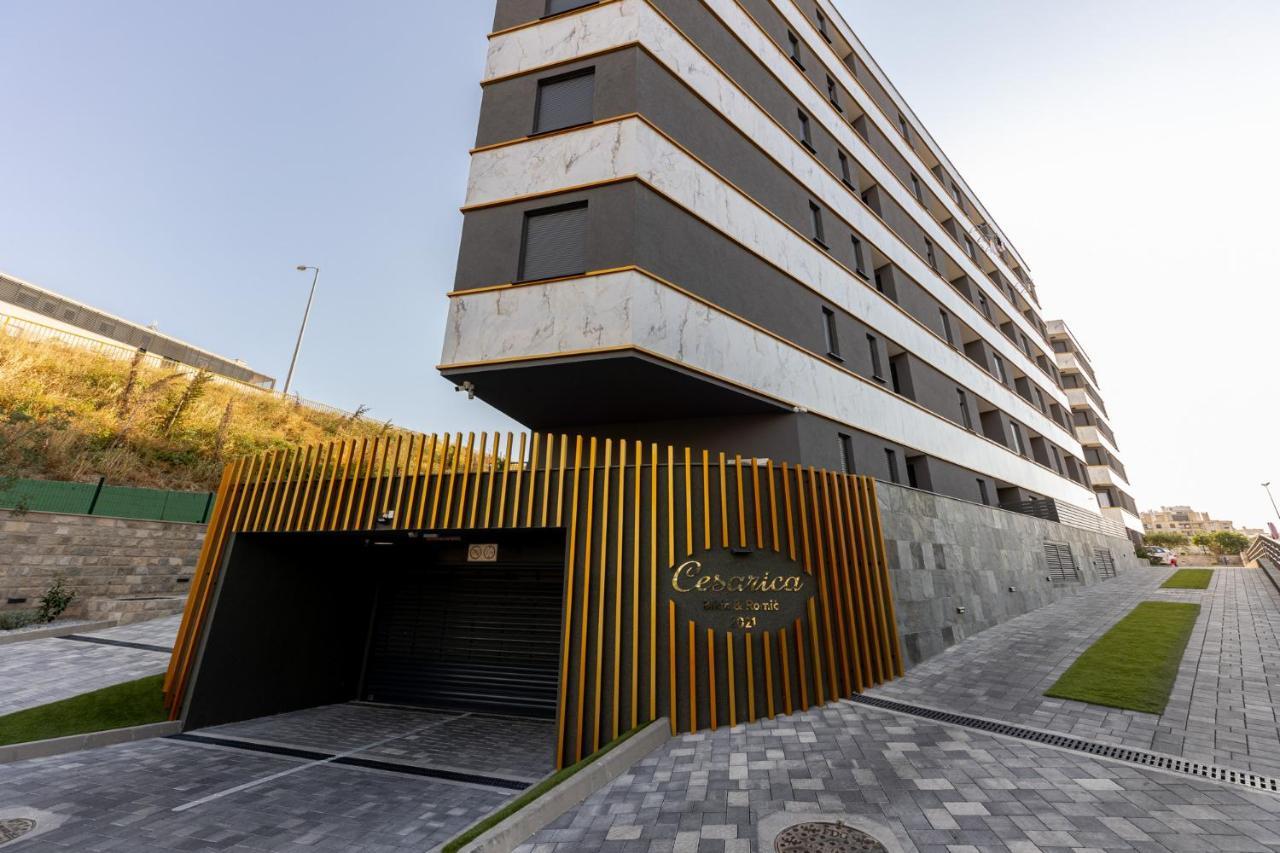 New Studio For 2, Free Private Garage Spot, Wi-Fi, 200 M From Mall Of Split Exteriér fotografie